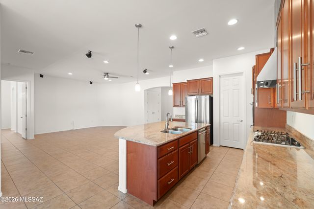 15464 S Placita Coyotito, Sahuarita, AZ 85629
