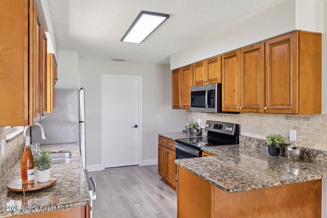 1519 Heartwellville Street NW, Palm Bay, FL 32907