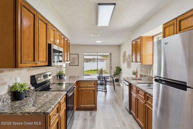 1519 Heartwellville Street NW, Palm Bay, FL 32907