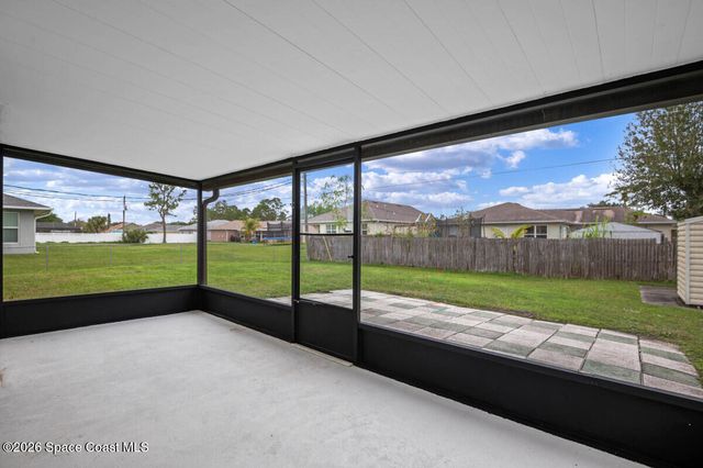 1519 Heartwellville Street NW, Palm Bay, FL 32907