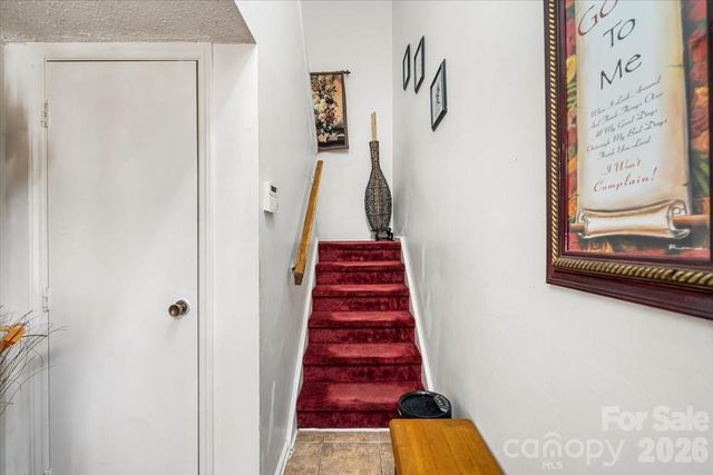 6123 Honeysuckle Lane, Charlotte, NC 28212