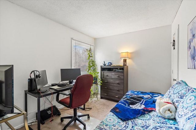 6123 Honeysuckle Lane, Charlotte, NC 28212