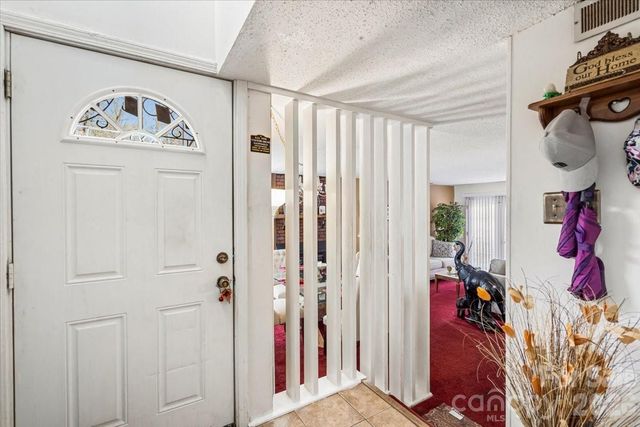 6123 Honeysuckle Lane, Charlotte, NC 28212