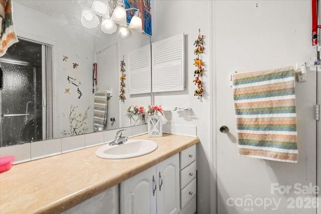 6123 Honeysuckle Lane, Charlotte, NC 28212