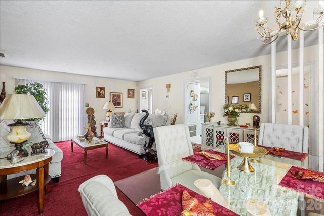 6123 Honeysuckle Lane, Charlotte, NC 28212