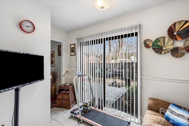 6123 Honeysuckle Lane, Charlotte, NC 28212