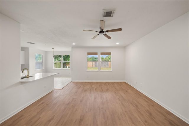 31623 Forest Oak Park Court, Conroe, TX 77385