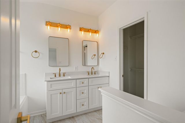 31623 Forest Oak Park Court, Conroe, TX 77385
