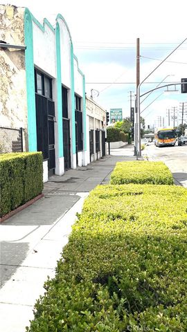 2806 N Main, Los Angeles, CA 90031