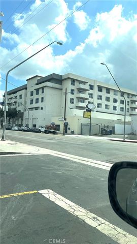 2806 N Main, Los Angeles, CA 90031