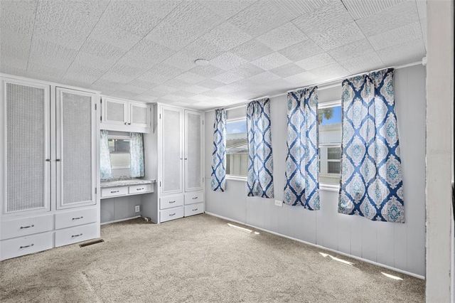 4851 W GANDY BOULEVARD B1L8, Tampa, FL 33611
