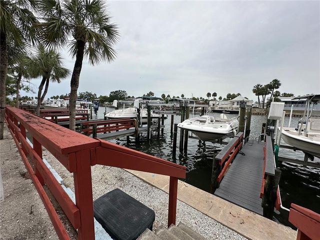 4851 W GANDY BOULEVARD B1L8, Tampa, FL 33611