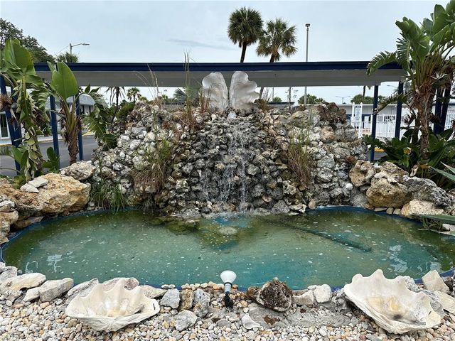 4851 W GANDY BOULEVARD B1L8, Tampa, FL 33611