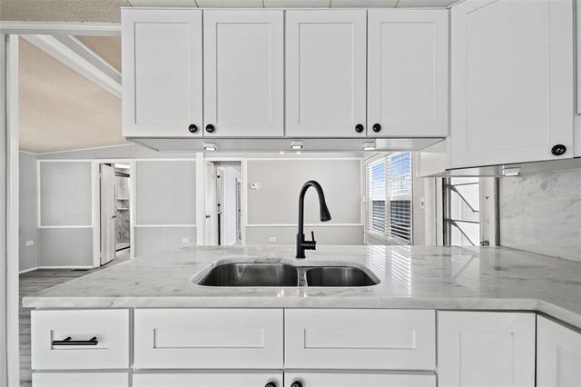 4851 W GANDY BOULEVARD B1L8, Tampa, FL 33611