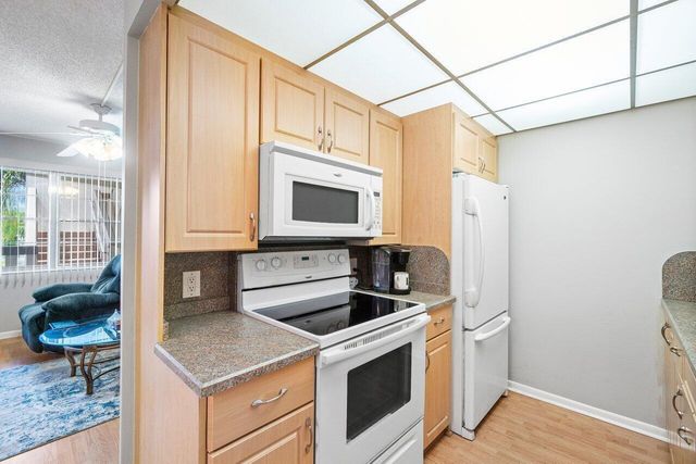 2046 Rexford C, Boca Raton, FL 33434