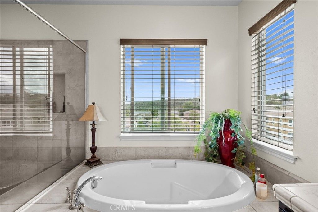 Image 19 of property listing at 45936 Camino Rubi, Temecula, CA 92592