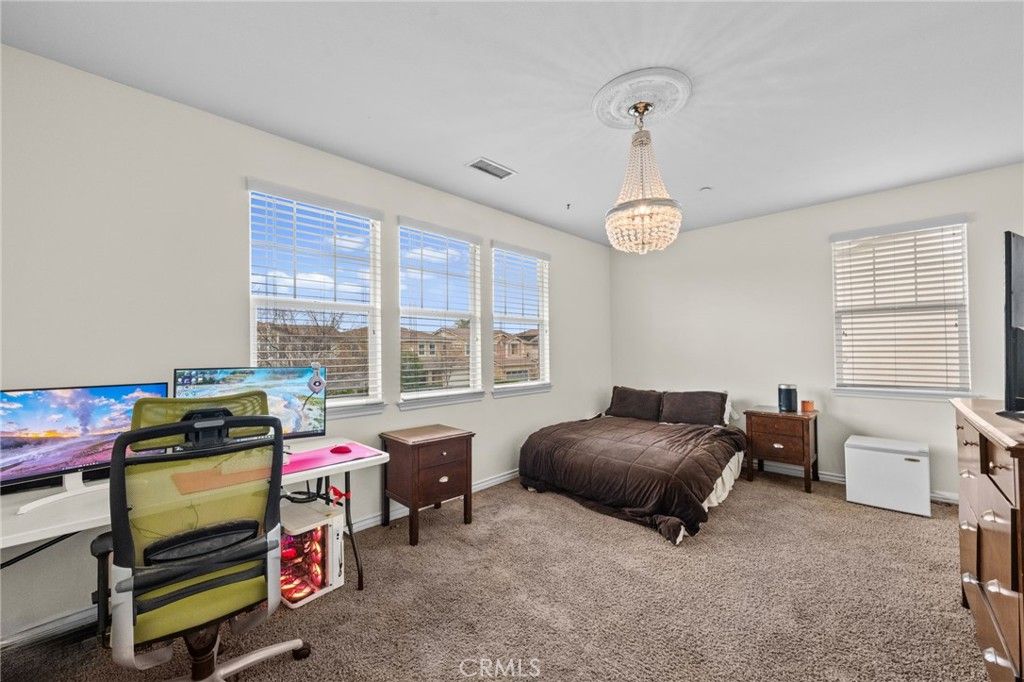 Image 27 of property listing at 45936 Camino Rubi, Temecula, CA 92592