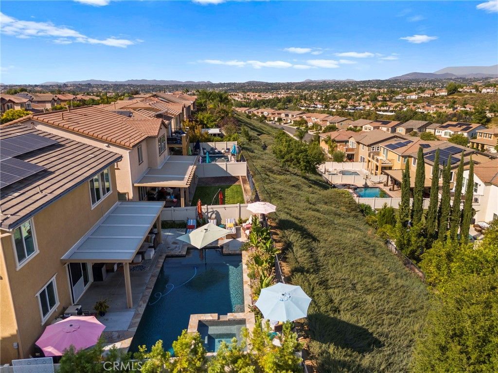 Image 44 of property listing at 45936 Camino Rubi, Temecula, CA 92592