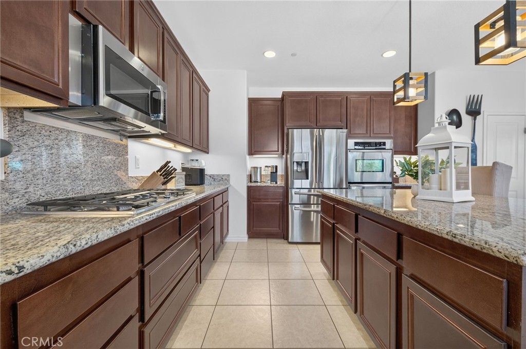 Image 6 of property listing at 45936 Camino Rubi, Temecula, CA 92592