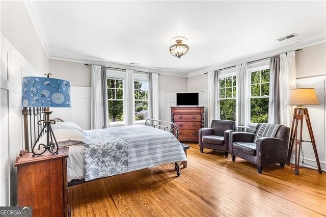 2417 Glenwood Drive NE, Atlanta, GA 30305