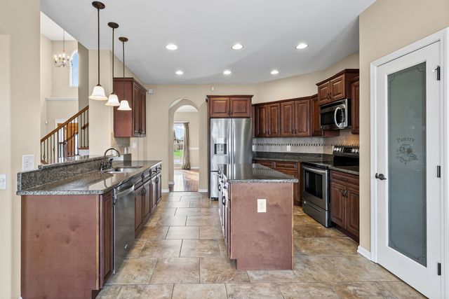 389 Waylon Ct, Clarksville, TN 37043