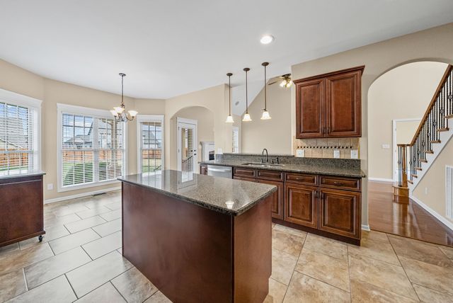 389 Waylon Ct, Clarksville, TN 37043