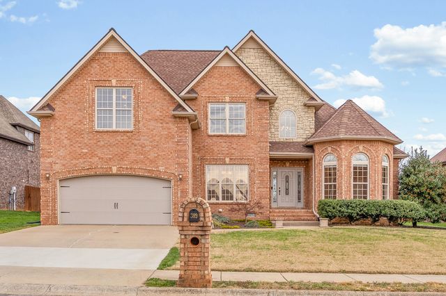 389 Waylon Ct, Clarksville, TN 37043