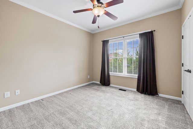 389 Waylon Ct, Clarksville, TN 37043