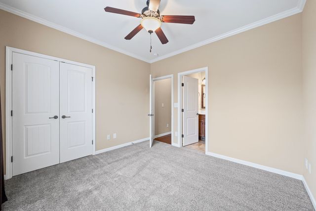 389 Waylon Ct, Clarksville, TN 37043