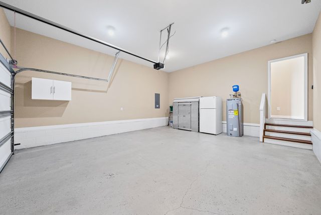 389 Waylon Ct, Clarksville, TN 37043