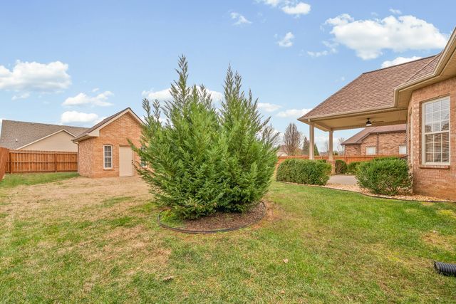 389 Waylon Ct, Clarksville, TN 37043