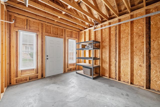 389 Waylon Ct, Clarksville, TN 37043