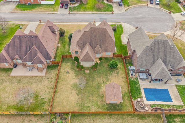 389 Waylon Ct, Clarksville, TN 37043