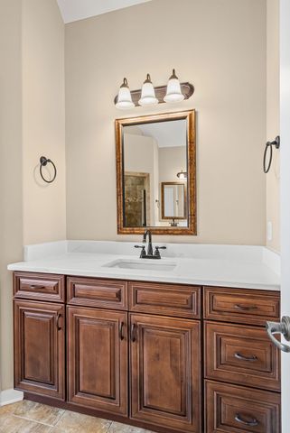 389 Waylon Ct, Clarksville, TN 37043