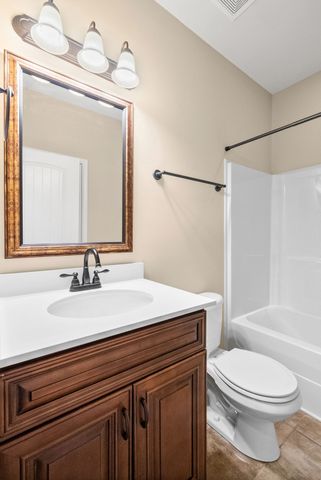 389 Waylon Ct, Clarksville, TN 37043