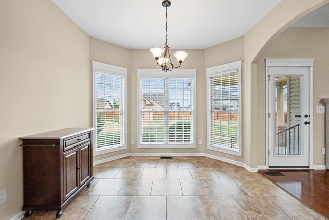 389 Waylon Ct, Clarksville, TN 37043