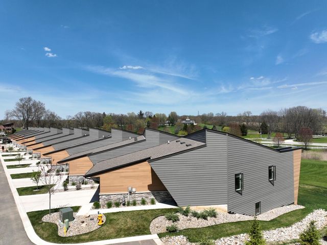 210 Yard Perfect Drive, La Porte, IN 46350