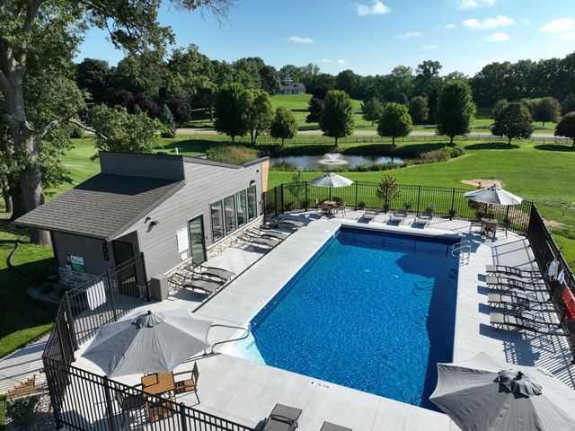 210 Yard Perfect Drive, La Porte, IN 46350