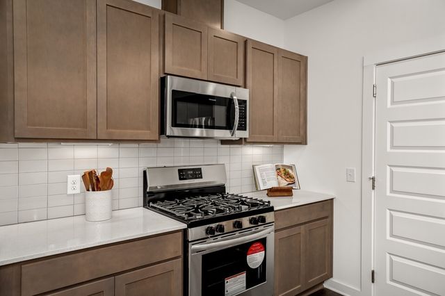 1972 Arrington Drive, White House, TN 37188