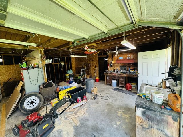 4012 Hillcrest Street, Liberty, TX 77575