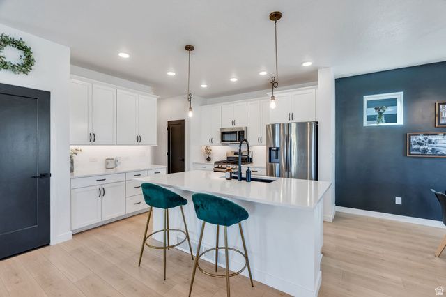 11507 S PROSPERITY RD, South Jordan, UT 84009