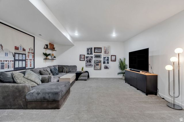 11507 S PROSPERITY RD, South Jordan, UT 84009