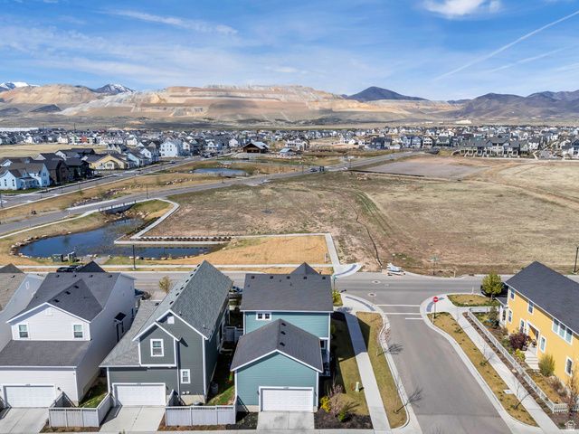 11507 S PROSPERITY RD, South Jordan, UT 84009