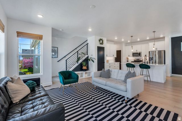 11507 S PROSPERITY RD, South Jordan, UT 84009