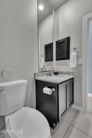 421 S HALSTEAD Drive, Horizon City, TX 79928