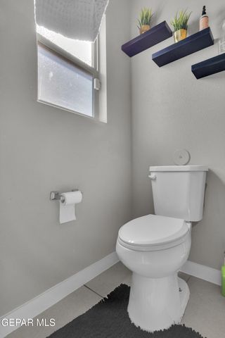 421 S HALSTEAD Drive, Horizon City, TX 79928