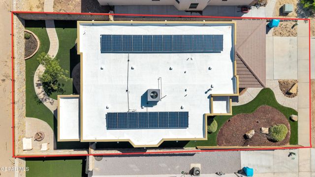 421 S HALSTEAD Drive, Horizon City, TX 79928