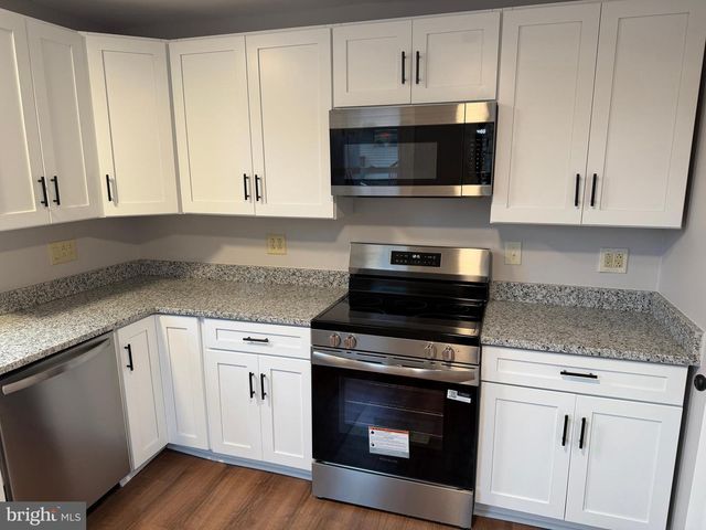 601 MANOR ST, Columbia, PA 17512