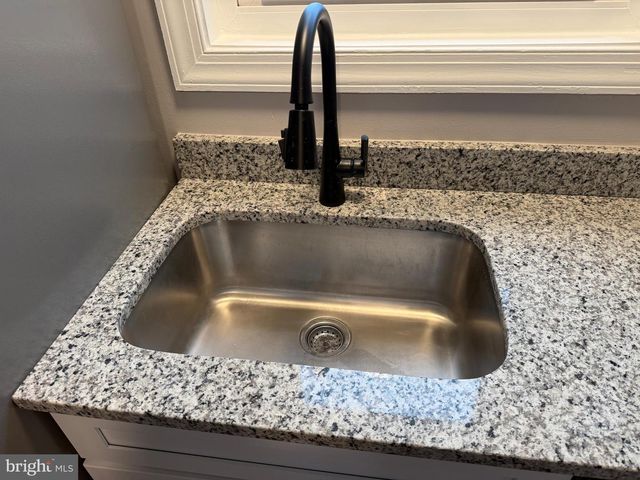 601 MANOR ST, Columbia, PA 17512