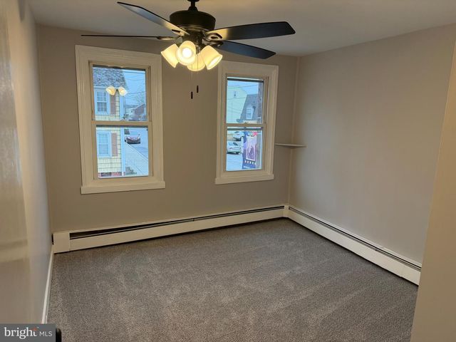 601 MANOR ST, Columbia, PA 17512